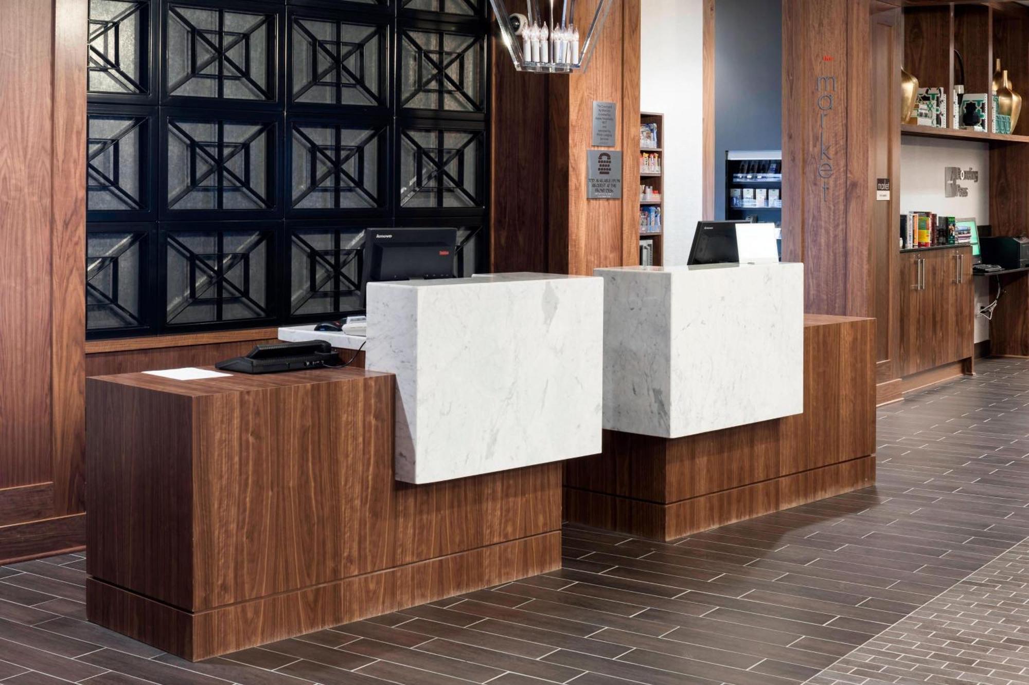 Courtyard By Marriott Richmond Downtown Ξενοδοχείο Εξωτερικό φωτογραφία