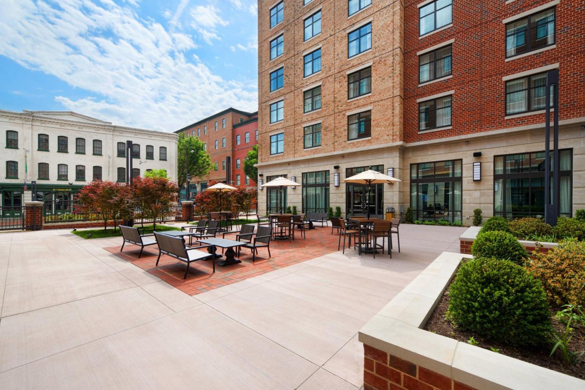 Courtyard By Marriott Richmond Downtown Ξενοδοχείο Εξωτερικό φωτογραφία